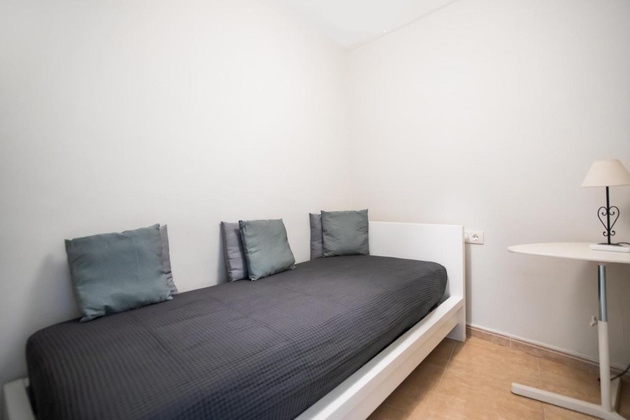 Apartament 42man1018 Centrally Located Flat In Sant Antoni Barcelona